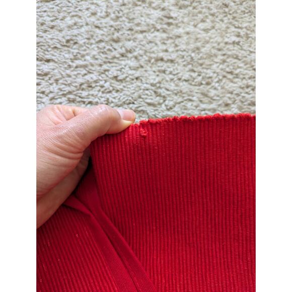 4 NWT Threshold Placemat Machine Washable 14X19in Cotton Red Metallic Christmas - Picture 9 of 9